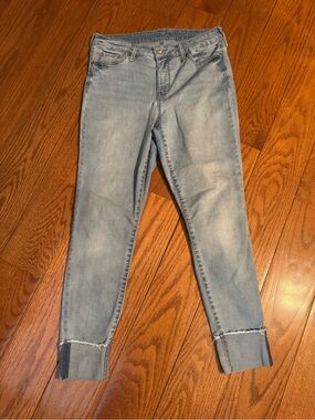 new directions Light Wash Skinny Jeans with Rolled Cuff